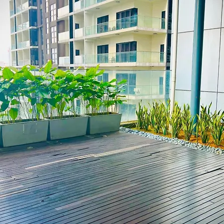 Summer Suites Klcc By Impexia Kuala Lumpur Exterior photo