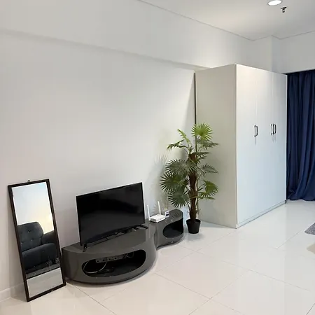 Summer Suites Klcc By Impexia Kuala Lumpur Exterior photo