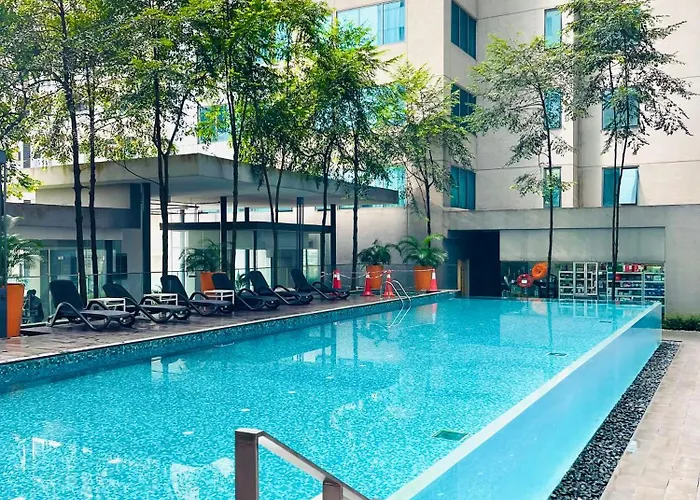 Summer Suites Klcc By Impexia