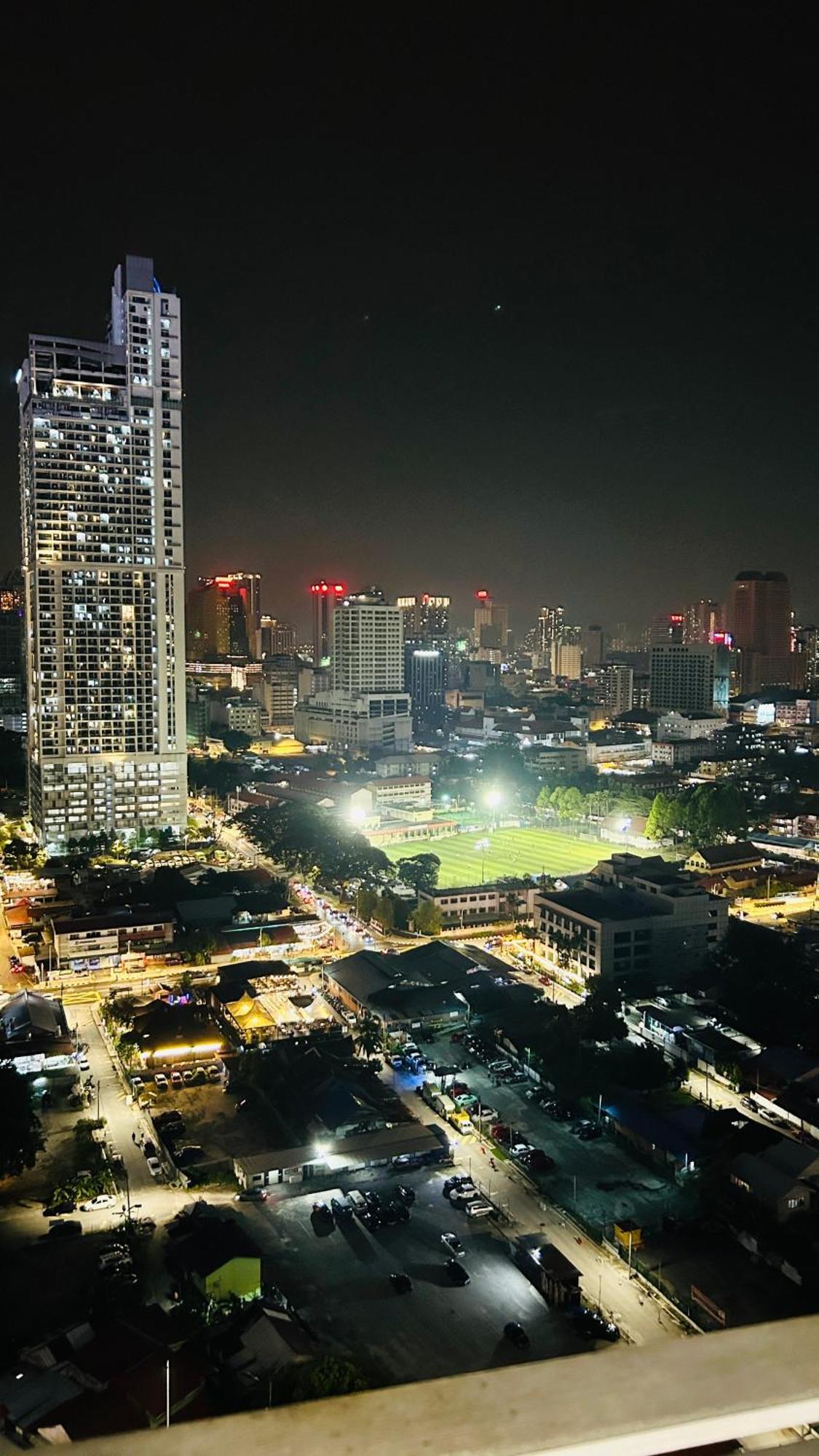 Summer Klcc By Impexia Apartment