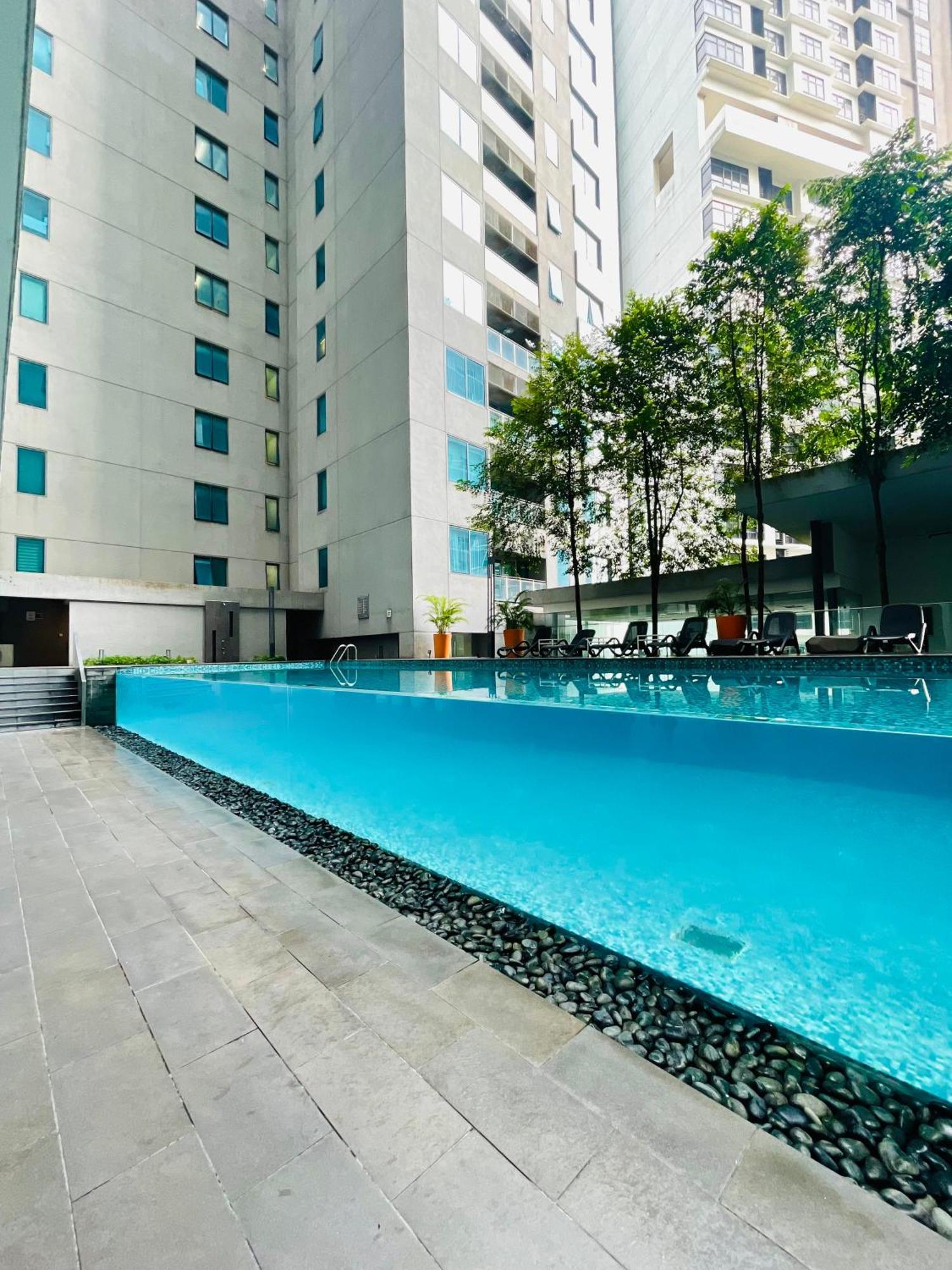 Apartment Summer Klcc By Impexia *
