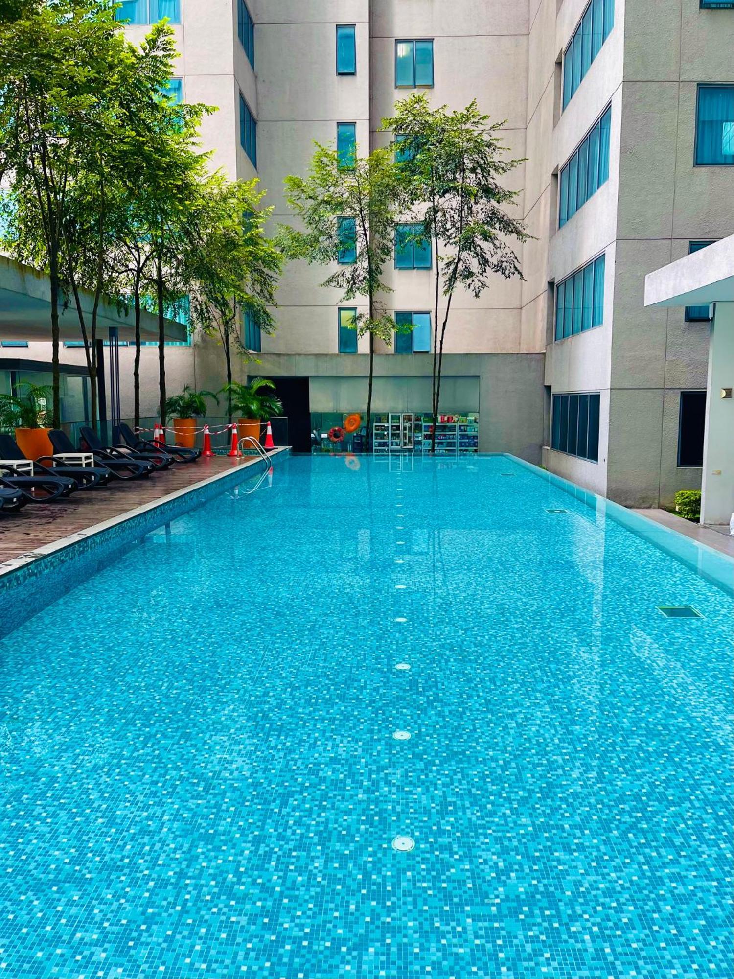 Apartment Summer Klcc By Impexia *